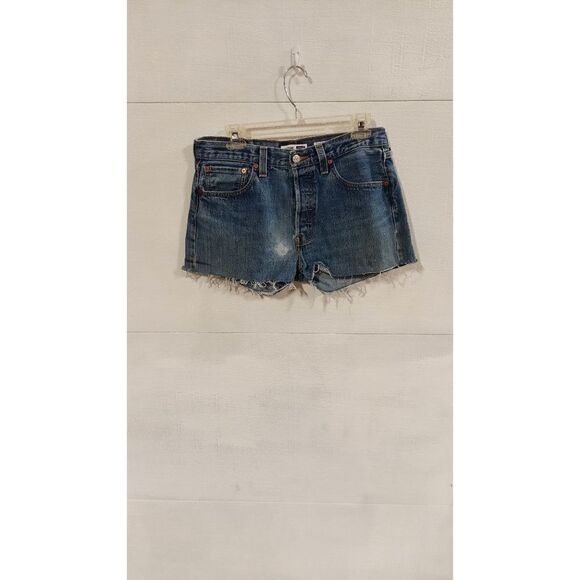 NWT Levi's redone jean shorts - Picture 2 of 11